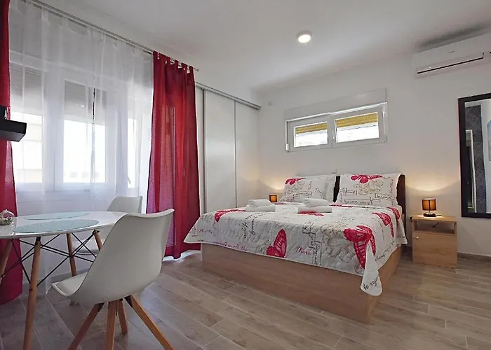 Roko & Borna Apartment *